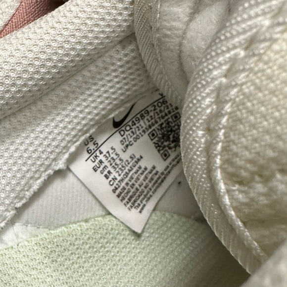 Nike Women’s Air Max Pre-Day size 6.5 - Picture 6 of 13